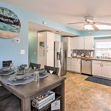 Surfside Beach Gem With Deck - 1 Block To Shore! Freeport Ngoại thất bức ảnh